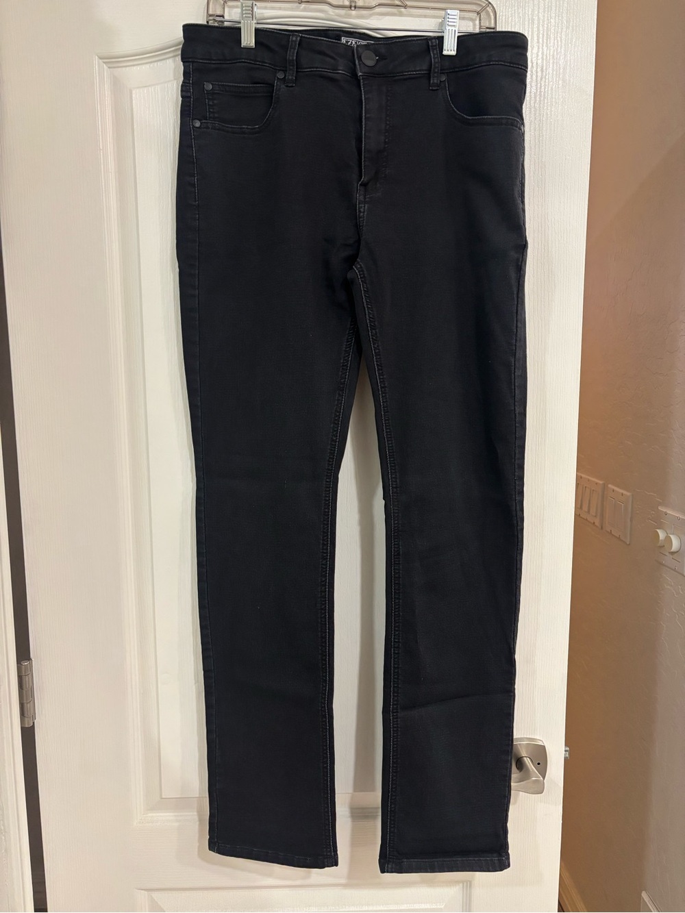 Ezekiel Men's Black Slim Fit 305 Chopper Jeans Sz 36